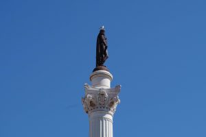 Estatua de Pedro IV, el Rey Soldado, en la Plaza del Rossio, Lisboa.