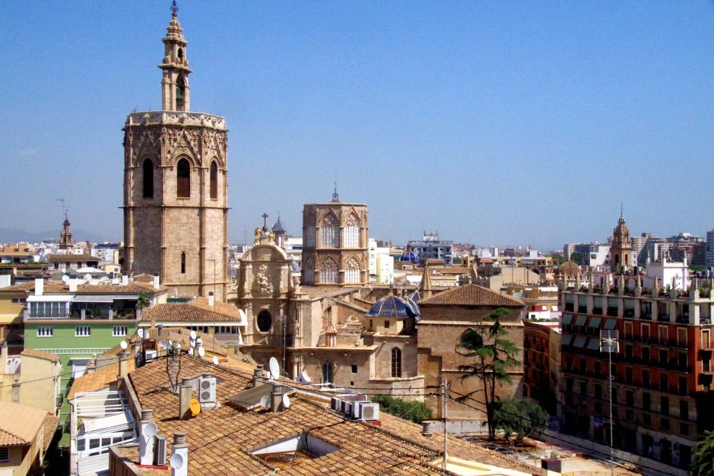 Vista de la Torre del Miguelete en Valencia