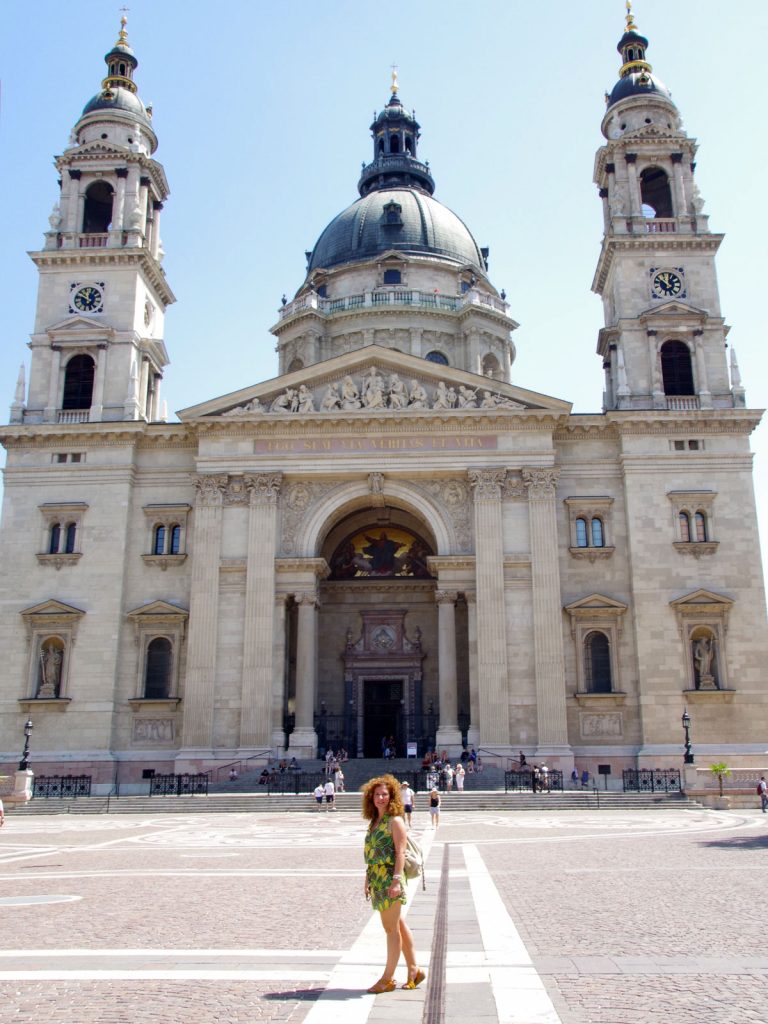 Vista de la Basílica de San Esteban en Budapest