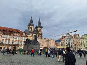 Plaza Vieja de Praga, esencial en una visita a Praga